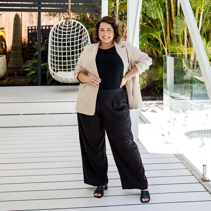 Styling You The Label Denyse stretch linen pant in black, made in Australia